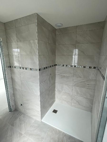 Pose carrelage salle de bains Redon